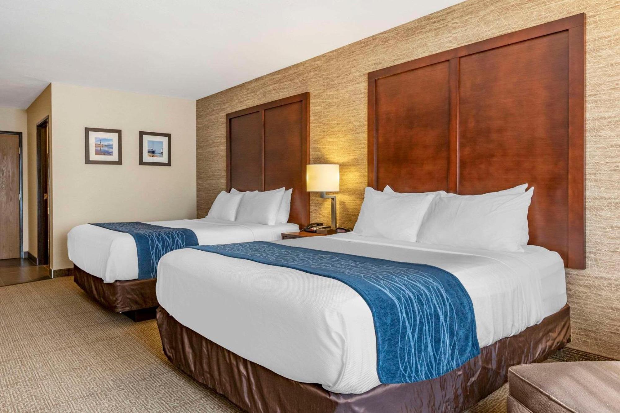 Comfort Inn Ludington Near Us-10 Exteriér fotografie