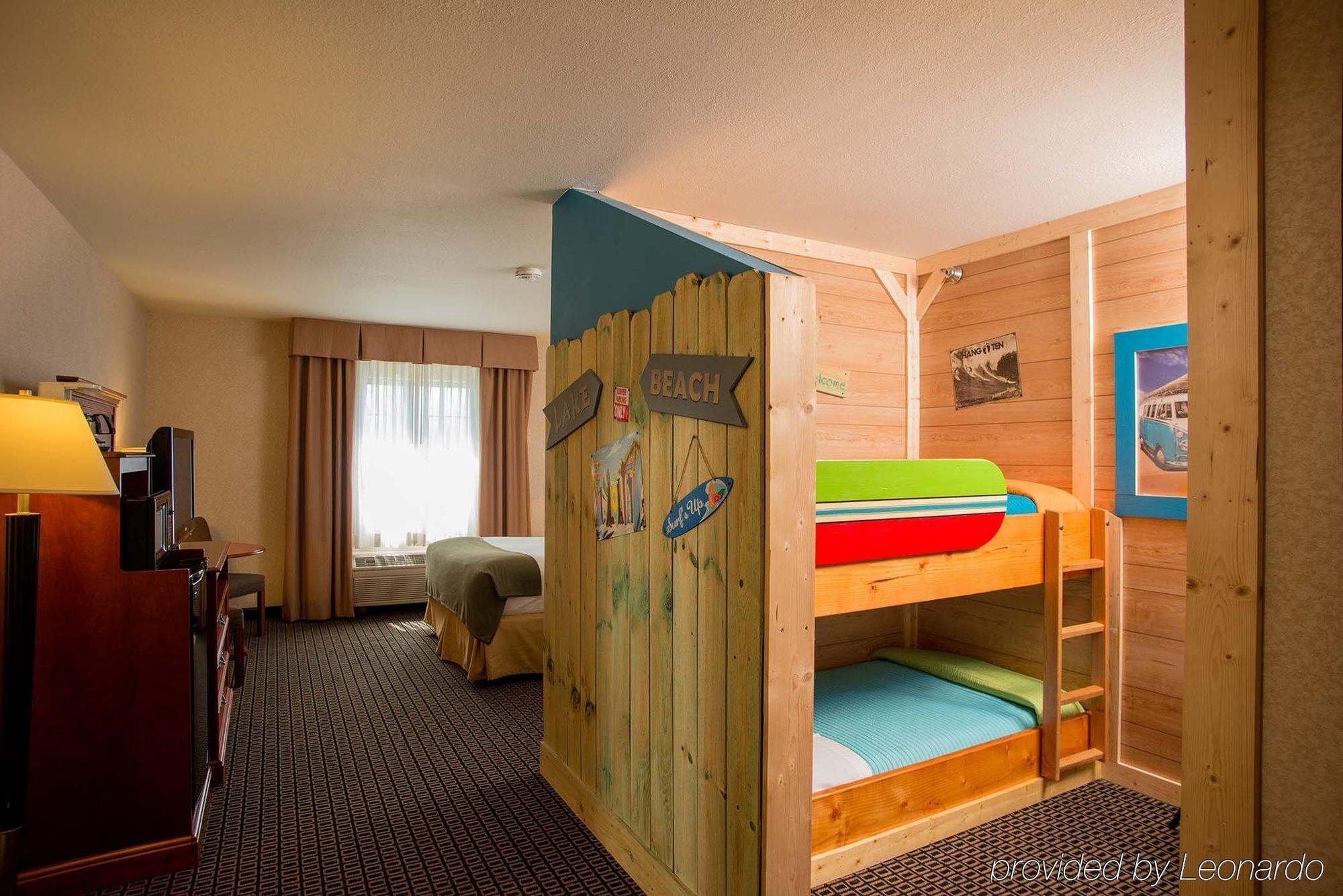 Comfort Inn Ludington Near Us-10 Exteriér fotografie